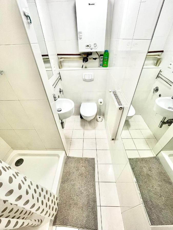 Bezagenta Rooms Centrum Warschau Buitenkant foto