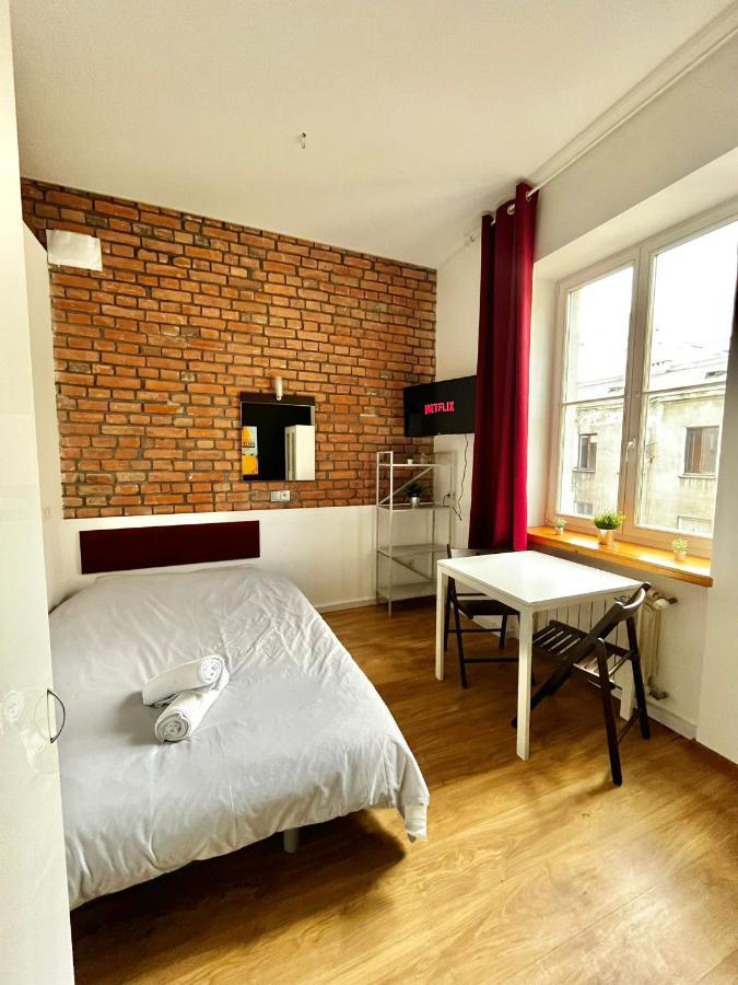 Bezagenta Rooms Centrum Warschau Buitenkant foto