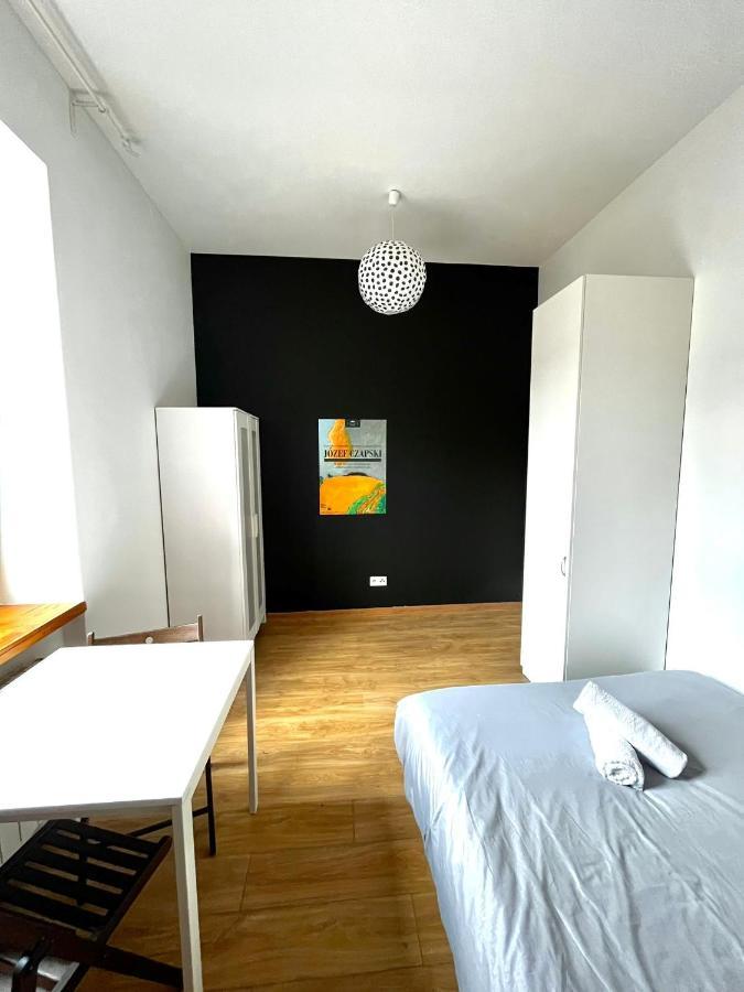 Bezagenta Rooms Centrum Warschau Buitenkant foto
